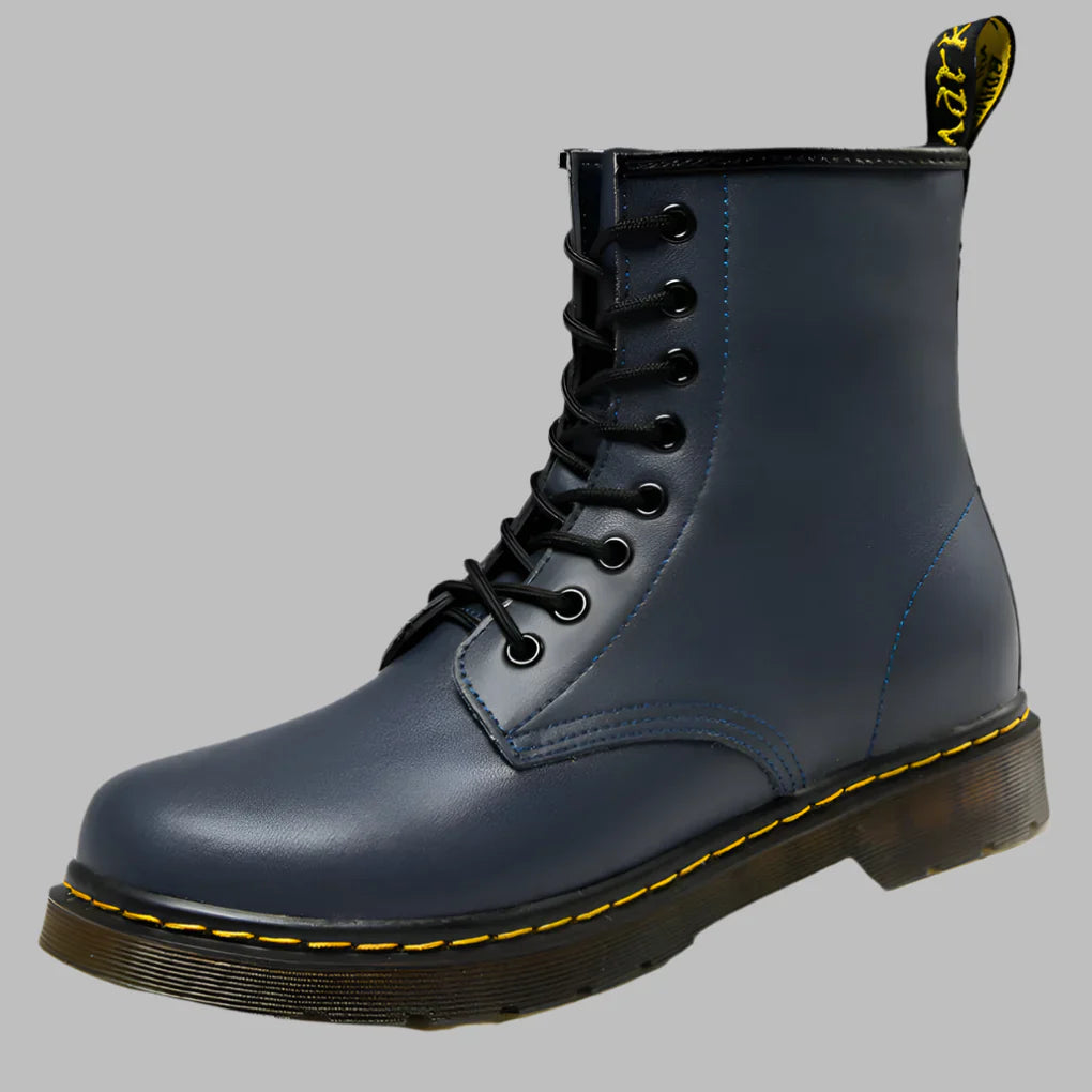 Elegant lace-up boots for women - Classic style - Timeless design