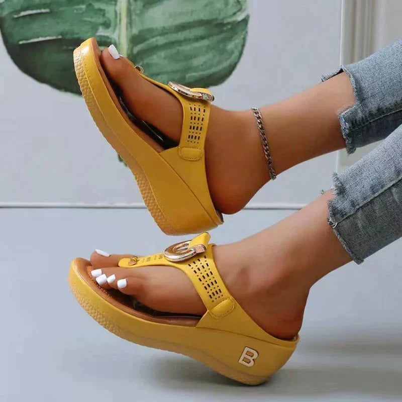 Comfortable Ladies Sandals – Supportive Fit