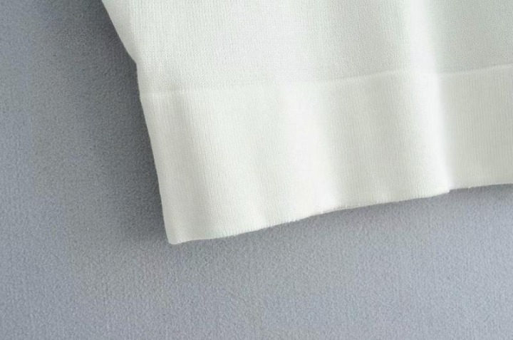 Trendikäs muoti – Must-have fashionista – Tyylikäs yläosa