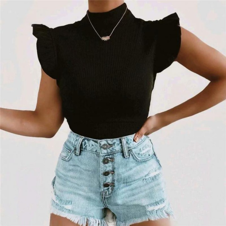 Trendikäs muoti – Must-have fashionista – Tyylikäs yläosa