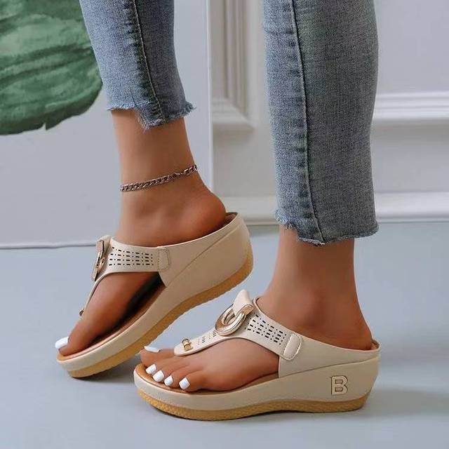 Comfortable Ladies Sandals – Supportive Fit