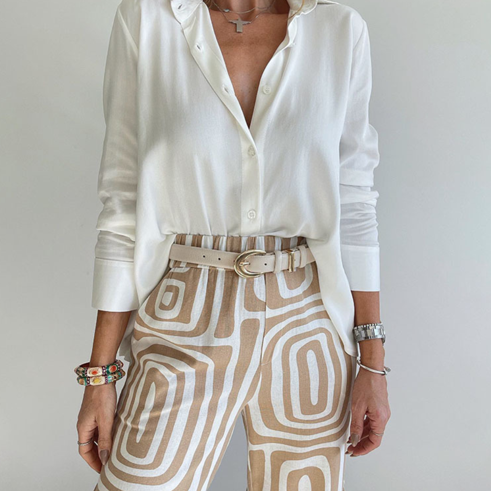 Stylish 2-Piece Outfit - White Blouse - Geometric Trousers