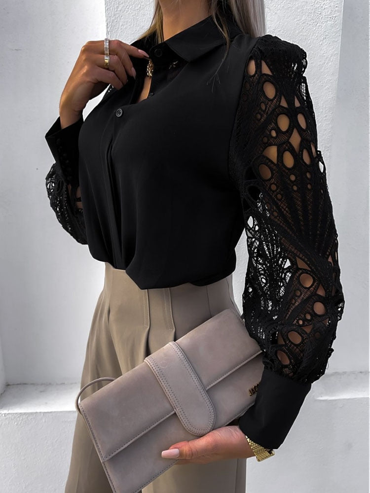 Silky Soft Ladies' Blouse - Elegantti ja Mukava