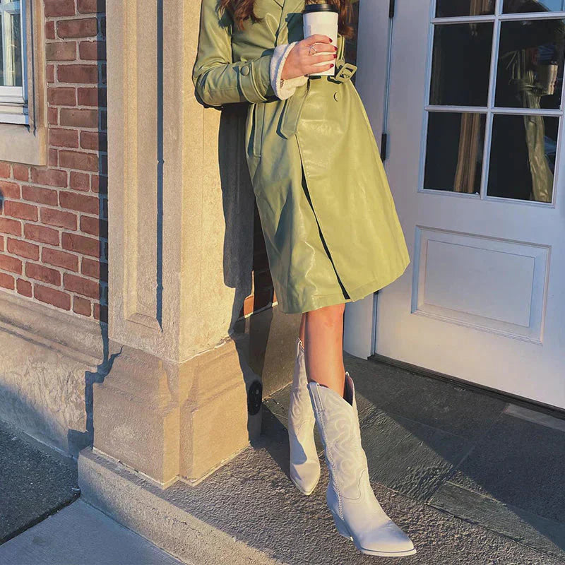 Elegant Cowboy Boots for Women - Stylish Durable Footwear