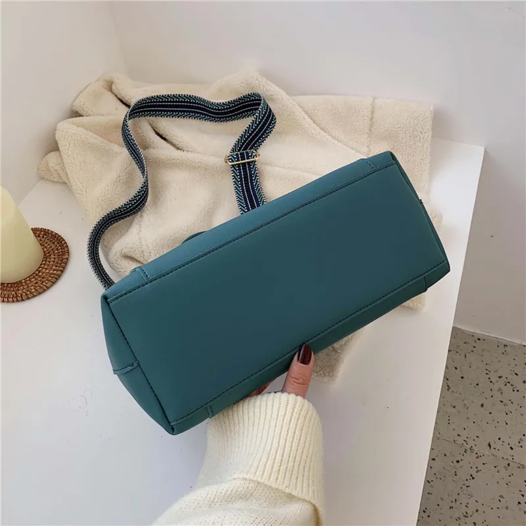 Messenger Bag - Casual - Stylish - Durable Design