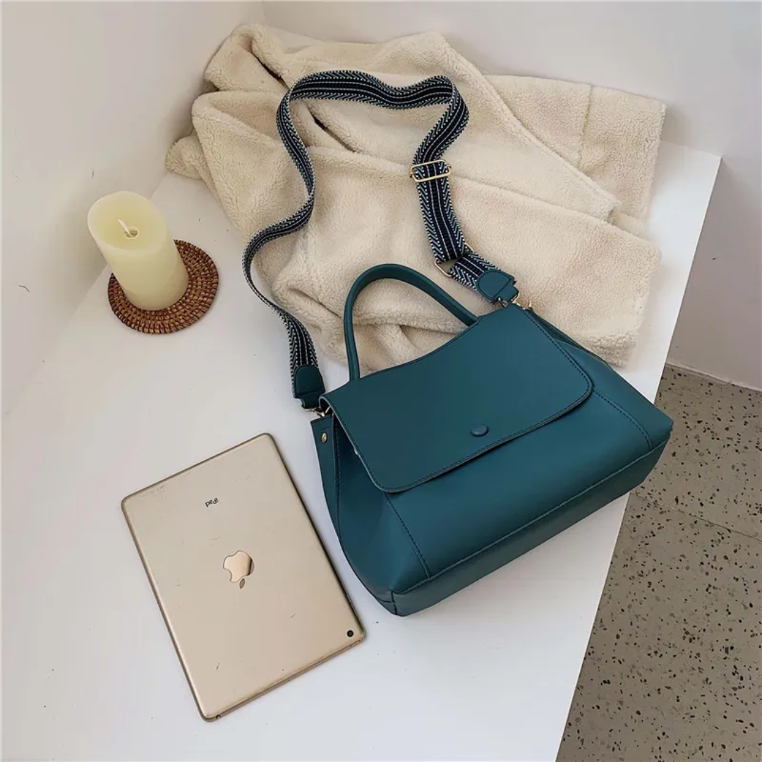Messenger Bag - Casual - Stylish - Durable Design