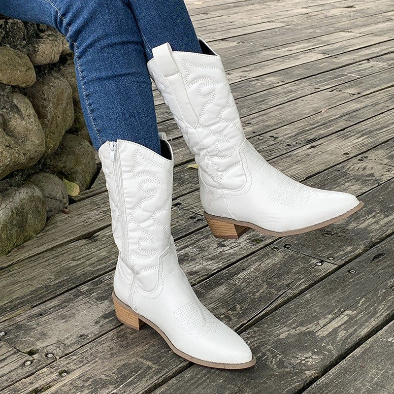 Elegant Cowboy Boots for Women - Stylish Durable Footwear